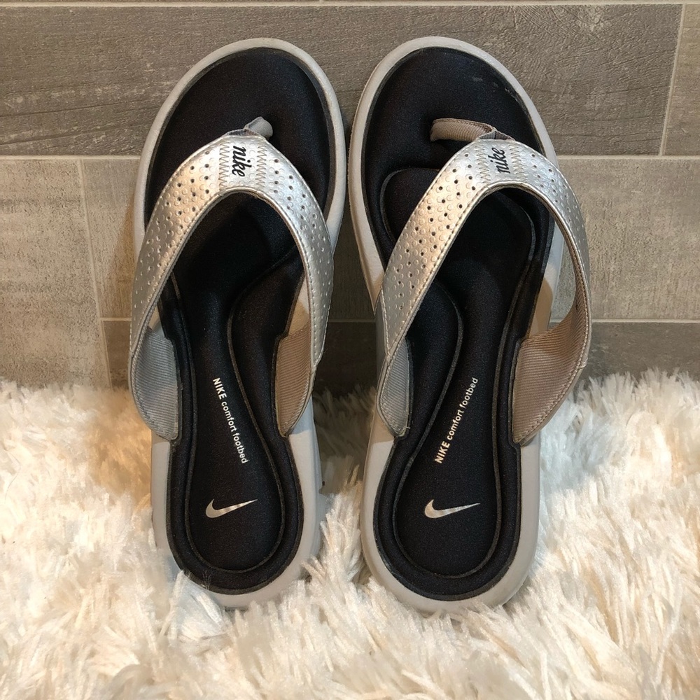 GUC Nike Womens Comfort Sandals US 8